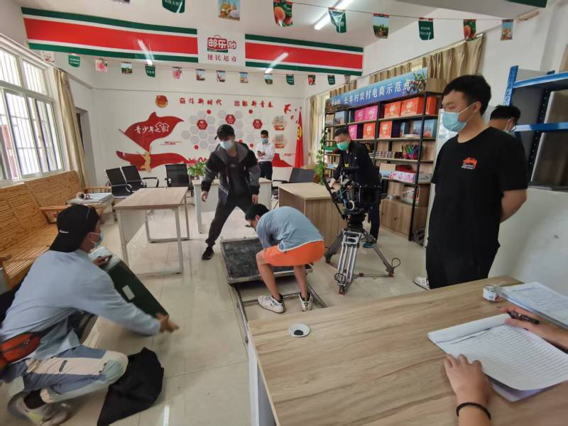 追星女孩心理学分析报告：塔城市广告片拍摄公司揭秘饭圈应援式传播逻辑